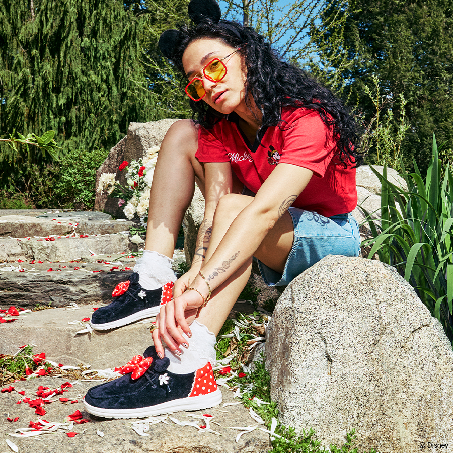 Disney Minnie Mouse Wendy - Minnie Black/Red - Image 2